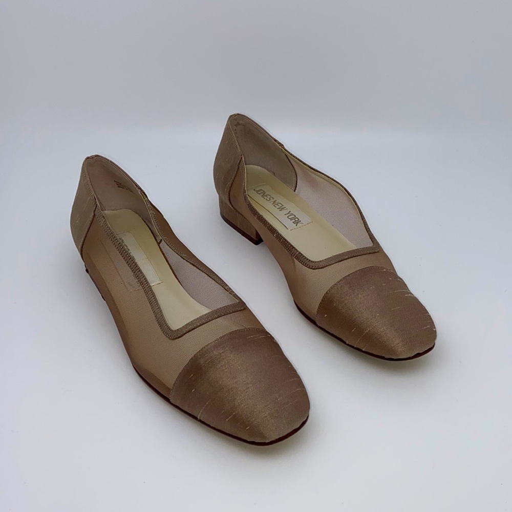 Jones New York Flats